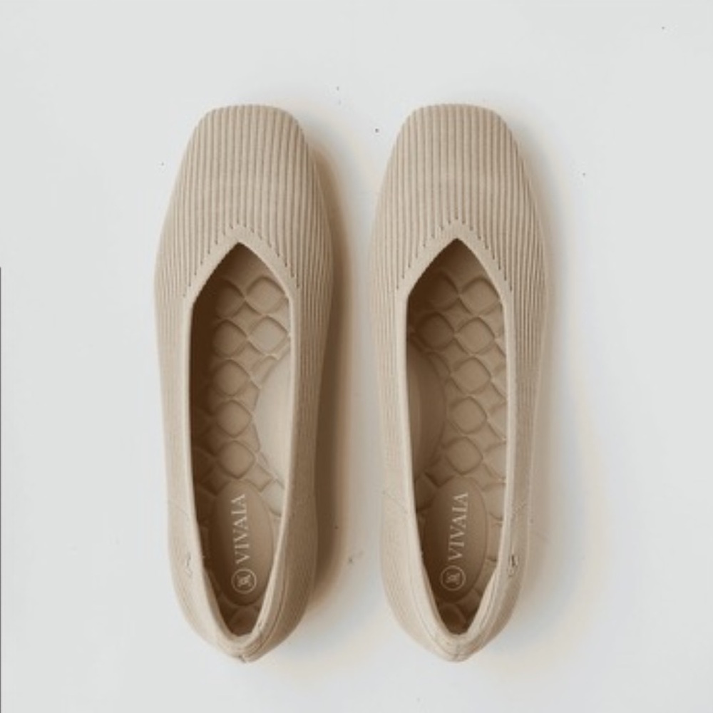 Brand New In Box Vivaia Beige Comfortable Flats Designer